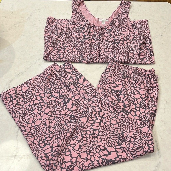 Hill Intimates & Sleepwear Hill Pajama Set Size L